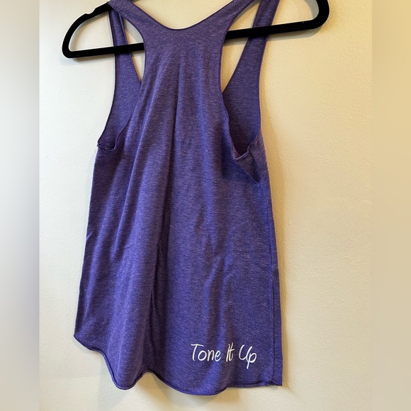 TIU Sweating for the Wedding - Picture 2 of 3